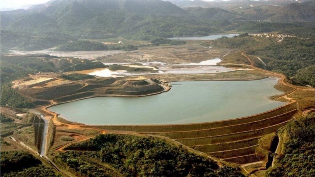 Descaracterização de barragens de mineração